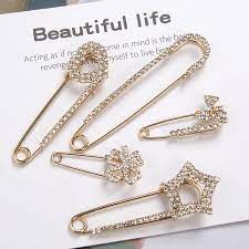 Women's Rhinestone Brooch - Geometric Zinc Alloy Safety Pin For Cardigans